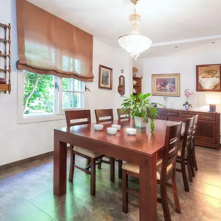 Holiday home Holiday Willow Sant Andreu de Llavaneres