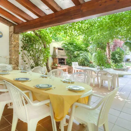 Holiday home Holiday Willow Sant Andreu de Llavaneres